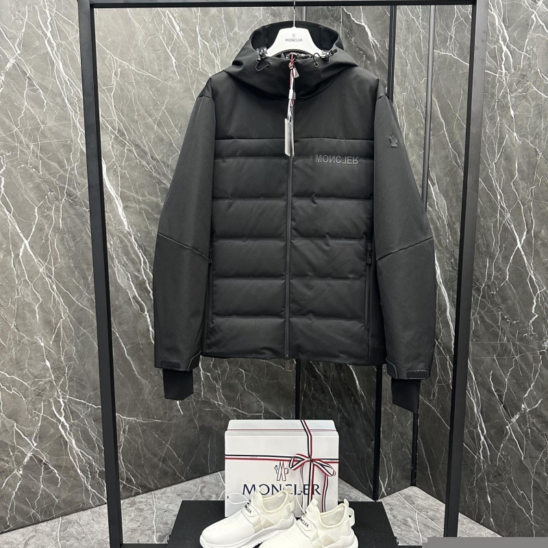 Ba*len*cia*ga down coat